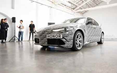 MWC 2024：荣耀展示眼球跟踪技术，可以控制汽车